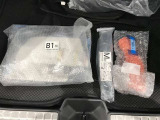 専用受電ケーブル付属。