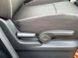 納車するお車は全車、オイル交換、オイルエレメント、エアコンフィルター、バッテリ交換、ワイパーゴム交換は総額価格に含まれますよ♪