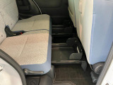 品質には自信があります!ハッピーの品質・キレイなお車をお届けさせていただきたい!そんな気持ちでキレイに仕上げております。フロアマットなどの清掃はもちろん、シート下なども徹底的に清掃しております。