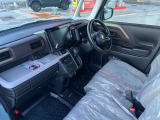 大事な人を乗せることが多い助手席です!安全運転を心がけましょう。