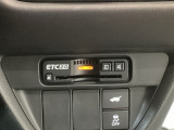 【ETC車載器】もはや必須アイテムのETCを搭載!高速道路のご利用時にとても便利!わずらわしい料金所での現金支払いが不要となりスムーズに通過できます♪