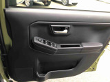 ダイハツ車ならもしもの時も安心です。充実した中古車保証付きで販売しております。