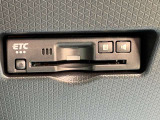 ☆お車についた傷やヘコミ、事故の修理もハヤシにお任せください。自社鈑金工場で修理ができますの安心です☆