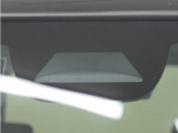 ◆Honda SENSING◆ カメラ等装置で精度の高い検知能力を発揮、安全運転を支援します。ステアリング上のコントローラーに注目!