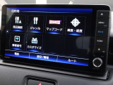 使いやすく、見やすいナビモニター。オーディオ操作もタッチパネルで簡単楽々。