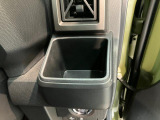 品質には自信があります!ハッピーの品質・キレイなお車をお届けさせていただきたい!そんな気持ちでキレイに仕上げております。フロアマットなどの清掃はもちろん、シート下なども徹底的に清掃しております。