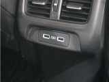 ◆USBチャージャー◆使いやすい場所に装備されています。