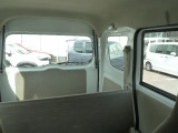 運転席からの後方視界です。