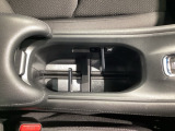 ドライブのサポート、車内の収納スペースも充実してます♪