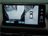 ◆マルチビューカメラシステム◆運転席から見づらい前後左右を、ナビ画面の映像で確認。見通しの悪い交差点や狭い道でのすれ違い、駐車などをサポートします。