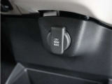 ◆12V電源ソケット◆スマートフォンの充電等にも便利な電源ソケット!使いやすい場所に装備されています。