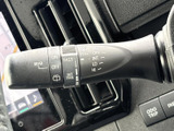 多彩なワイパーモードで、様々な天候に対応。視界をクリアに保ち、安全な運転をサポートします。