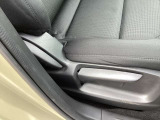シートリフター搭載で、身長を気にせず乗っていただけます。