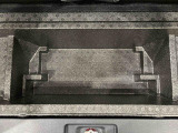ラゲージデッキボードの下には大容量の収納ができる深底ラゲージアンダーボックス