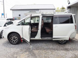 お車に関してのご質問などはLINE(ID友達検索&rarr;@210bdwpm)、直通アドレス(rerize@autorerize.co.jp)またはお電話(025-372-8118)までお気軽にお問合せ下さい♪