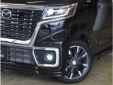 【LEDヘッドライト】省電力で長寿命の明るく運転しやすいLEDヘッドランプです。明るく照らすので暗い夜道からお客様を守ってくれます。お近くの広島マツダまでお越しください。
