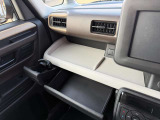 届出済未使用車を一人でも多くの方に提供できるよう専門スタッフがしっかりと説明し、相談にのらせていただきます。