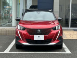 新車保証継承納車前点検整備 12ヶ月点検相当と独自点検項目の点検整備、及び消耗部品15品目(バッテリー、ワイパーブレードなど)の、点検交換