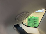BOZEプレミアムサウンドシステムです。12個の高性能スピーカーを車内に配置してあるのでリアルなサウンドが、車内を包み込みます。