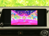 停車時に映像を楽しめるTV機能。お子様の飽きさせない空間作りにも役立ちます。