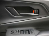 電動格納ドアミラー・パワーウインドウスイッチ