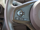 【ステアリングスイッチ】運転中、前方から目線をそらすことなく、オーディオ等の操作が可能な便利機能!安心&快適なドライブを演出してくれます♪