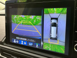 駐車や後退時の安全をサポート。映像を確認しながら、スムーズな運転をアシストし、万が一のリスクを軽減します。