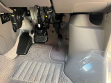 フロアマットも綺麗にクリーニングして納車しております!
