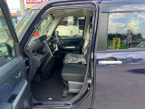 大事な人を乗せることが多い助手席です!安全運転を心がけましょう。
