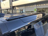 ルーフレール装備。