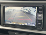 後退時の安全をサポートするバックモニター。駐車や狭い場所での取り回しをスムーズに行うための頼もしい機能です。
