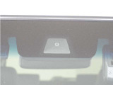 ◆Honda SENSING◆ カメラ等装置で精度の高い検知能力を発揮、安全運転を支援します。ステアリング上のコントローラーに注目!