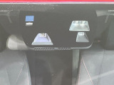 【i-ACTIVESENSE】走行中に前方の車両等を認識し、衝突しそうな時は警報とブレーキで衝突回避と被害軽減をアシスト。より安全にドライブをお楽しみいただけます。