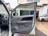 弊社在庫車は全て半年の保証をお付けしております♪半年、一年、二年、三年とございますのでまずはお問い合わせください♪(一部例外年式、距離有)