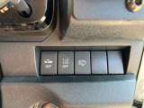 運転者に優しいスイッチ類の配置です。