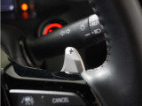 ◆パドルシフト装備◆オートマチック車でもミッション車のようなフィーリングを楽しめます。エンジンブレーキを使いたい時に役立ちます。