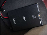 【ETC】今や高速道路走行時の必需品、ETCが付いています。通行料金の割引やスマートICの通過に欠かせません。