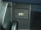 ◆USBチャージャー◆使いやすい場所に装備されています。