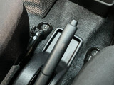 延長保証につきましてはお求めいただく車両によって保証料が異なりますので、当店スタッフまでお気軽にお問い合わせくださいませ。