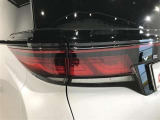 LEDテールライトです。省電力、高輝度のLEDは明るく照らすので夜間運転時の視認性を高めます。スタイリッシュな見た目で細かいところもこだわりたいあなたに!