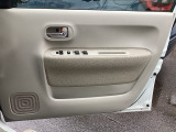 運転席ドア 収納ポケット