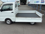 当社ではお車のご購入までに、必ずご来店頂き、車輌確認をお願いしております。また、ご購入後に点検などで東中国スズキ自動車株式会社へご入庫が可能な岡山県内のお客様のみの販売とさせて頂いております。