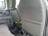 運転席側にはシートポケット装備されています。