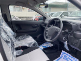 広々とした運転席!