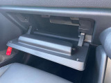 BMW/MINIでは人間工学に基づき、長時間運転しても疲れにくいシートに設計しております。