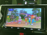 停車時にテレビを楽しめます。お子様のいるご家族には特におすすめです。少しの時間でも、リフレッシュできます。