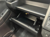 初度登録から7年以内のダイハツ車には1年間or走行無制限のまごころ保証がついておりますので購入後も安心です!有料にはなりますが1年もしくは2年の延長保証もご用意致しております!