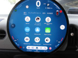 Apple Car Playも可能です。iPhoneをお持ちの方であれば、地図アプリや音楽再生アプリ等をナビ画面に表示できます。
