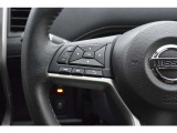 運転中も操作しやすいステアリングスイッチ♪
