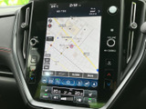 鮮明な地図表示で、運転中のルート確認が容易です。スムーズなナビゲーションで、安心して目的地へお越しください。
